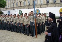 При участии правящего архиерея и духовенства Львовской епархии среди заключенных исправительной колонии проведен фестиваль художественной самодеятельности 'Красная калина'